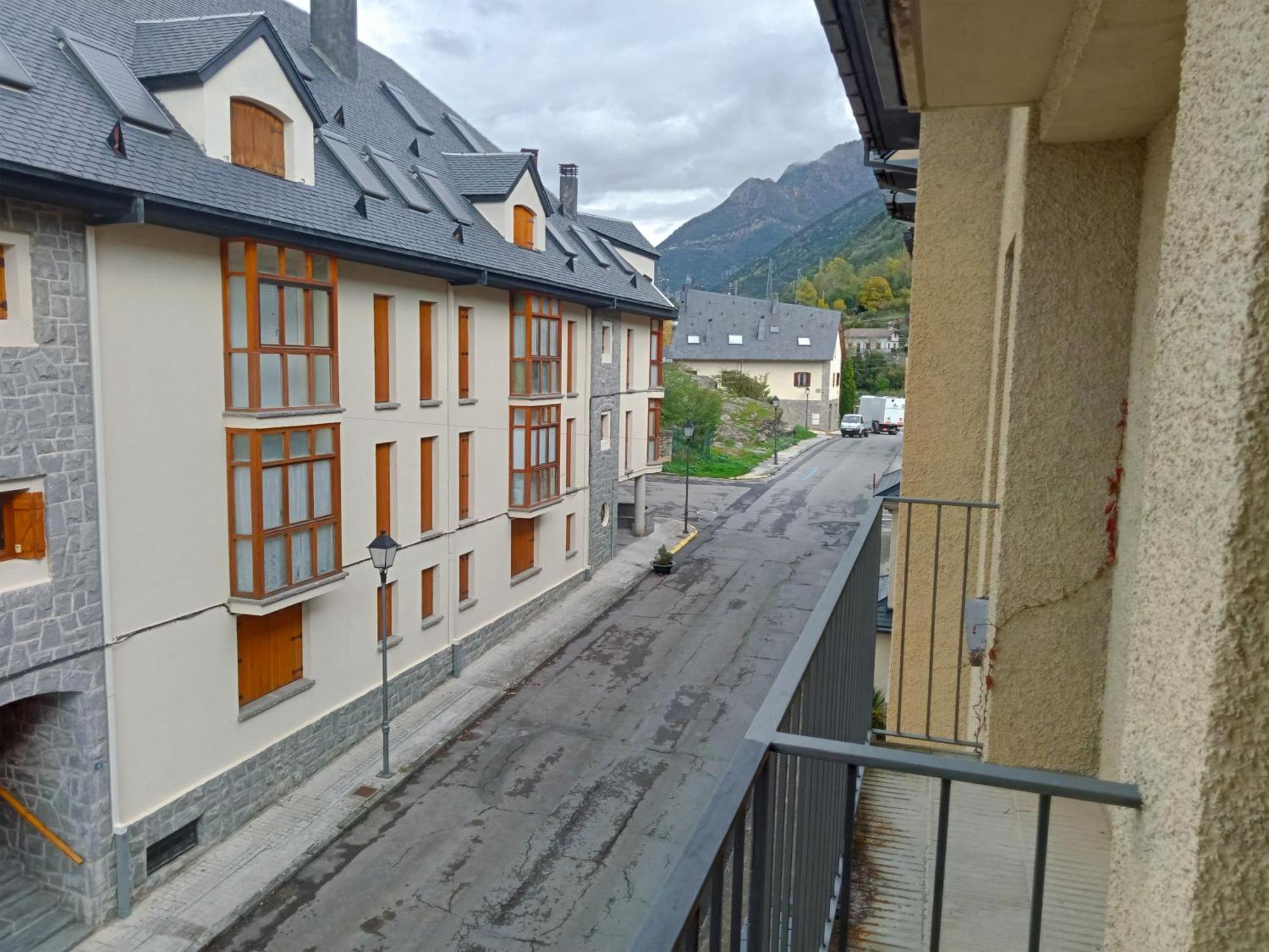 Apartamentos Valle De Tena - Biescas 3000 외부 사진