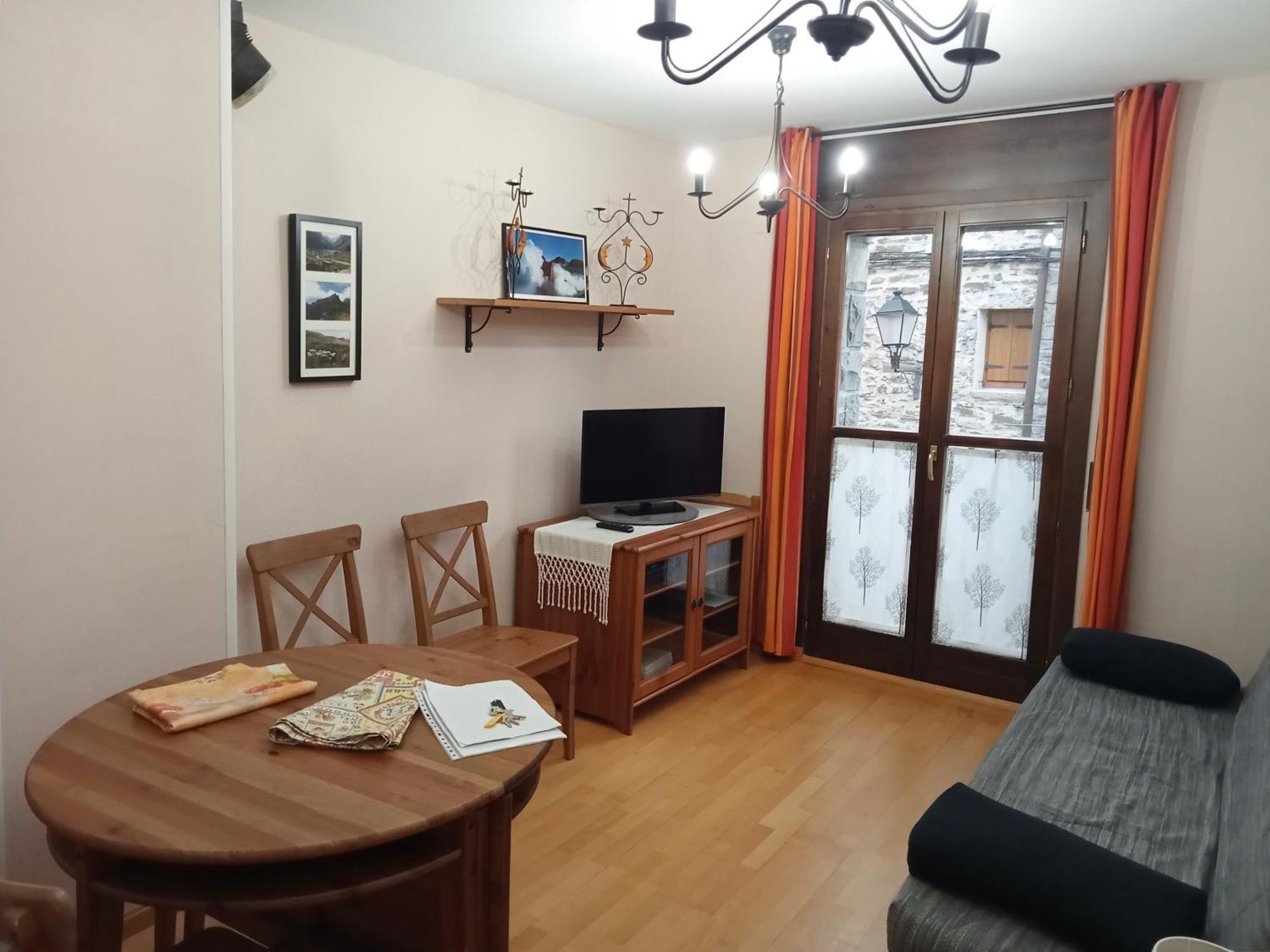Apartamentos Valle De Tena - Biescas 3000 외부 사진